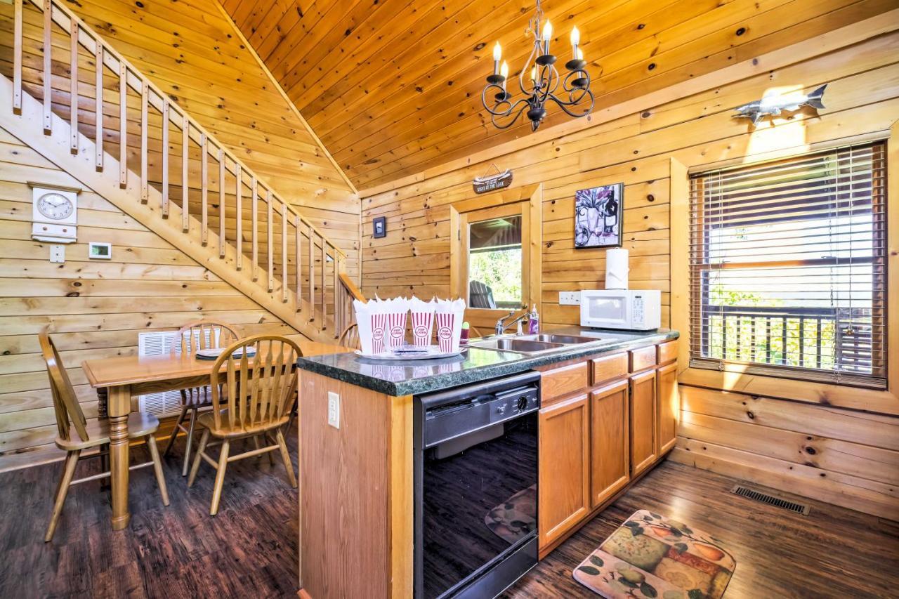 Retreat Private Hot Tub And Views! * Sevierville