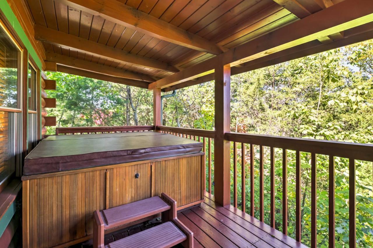 Retreat Private Hot Tub And Views! Holiday home