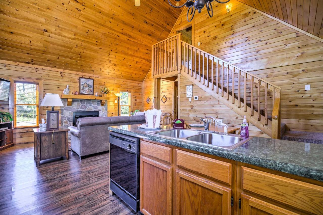Retreat Private Hot Tub And Views! * Sevierville